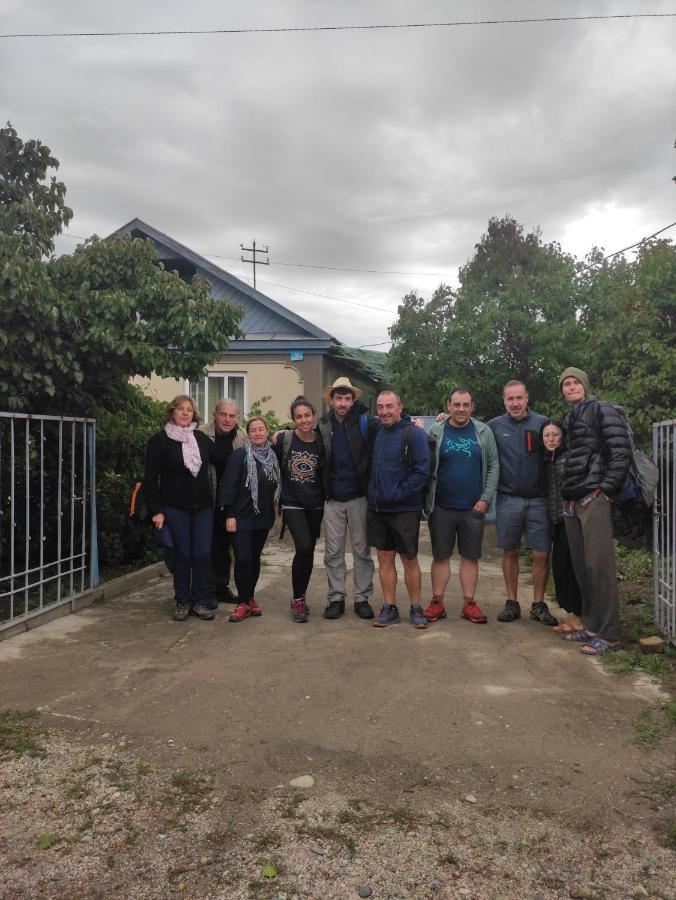 Hostel Kurjun Karakol Exterior foto